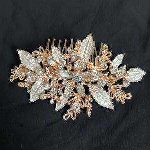 Luxurious hair clip